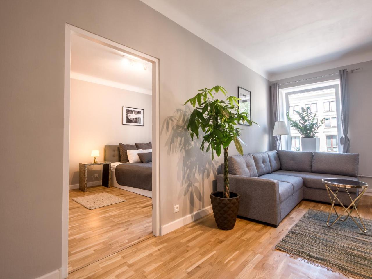 White 4rooms - Center * Варшава